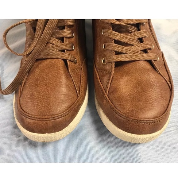 Womenās Arizona size 10 Booties - Picture 5 of 7